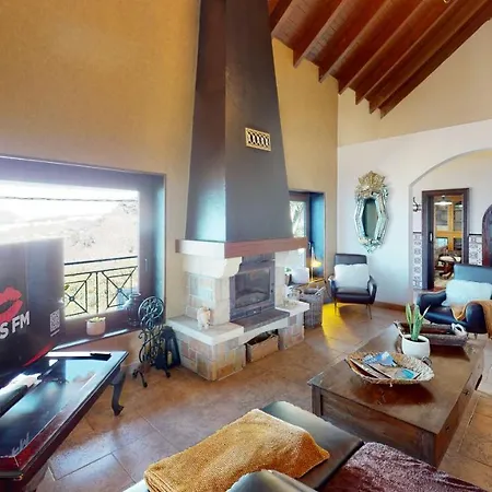 Luxury Colonial Country Вилла Мойя