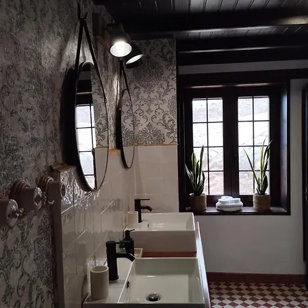 Luxury Colonial Country Вилла