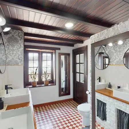 Вилла Luxury Colonial Country Мойя